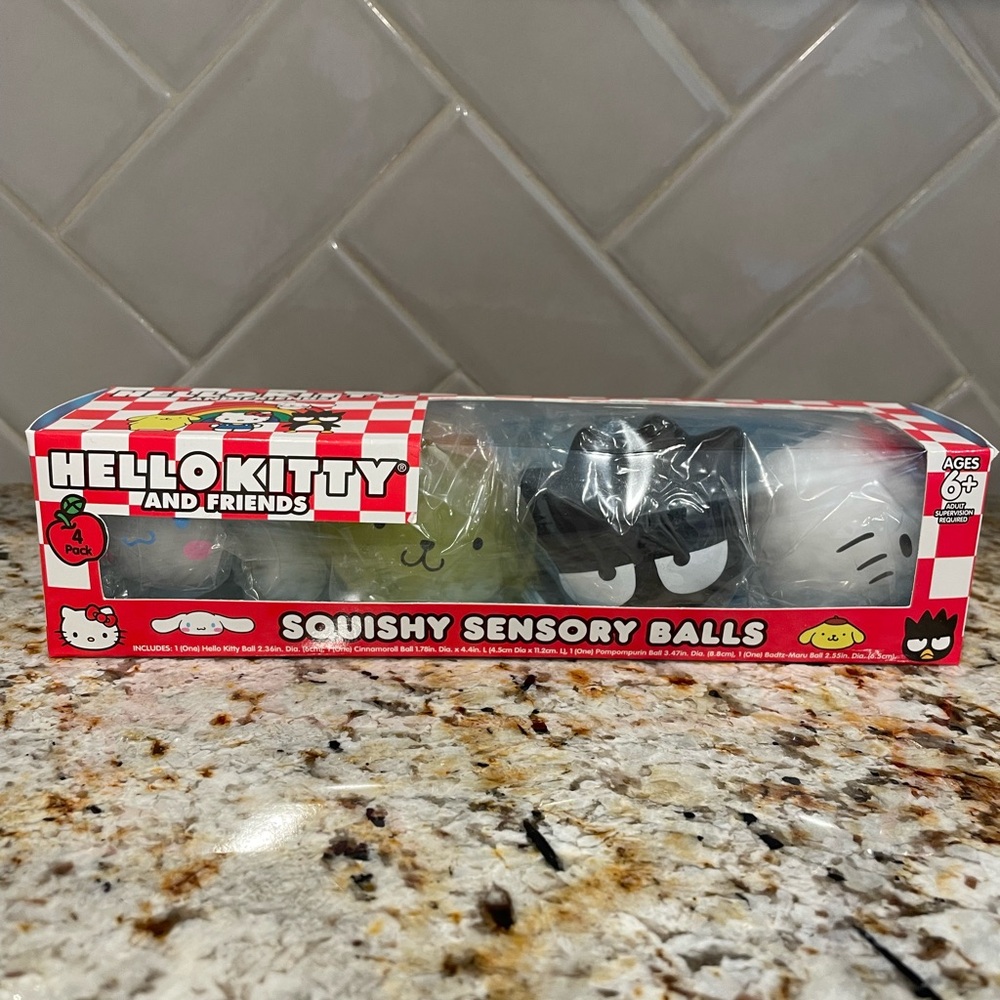HELLO KITTY & FRIENDS SQUISHY SENSORY BALLS